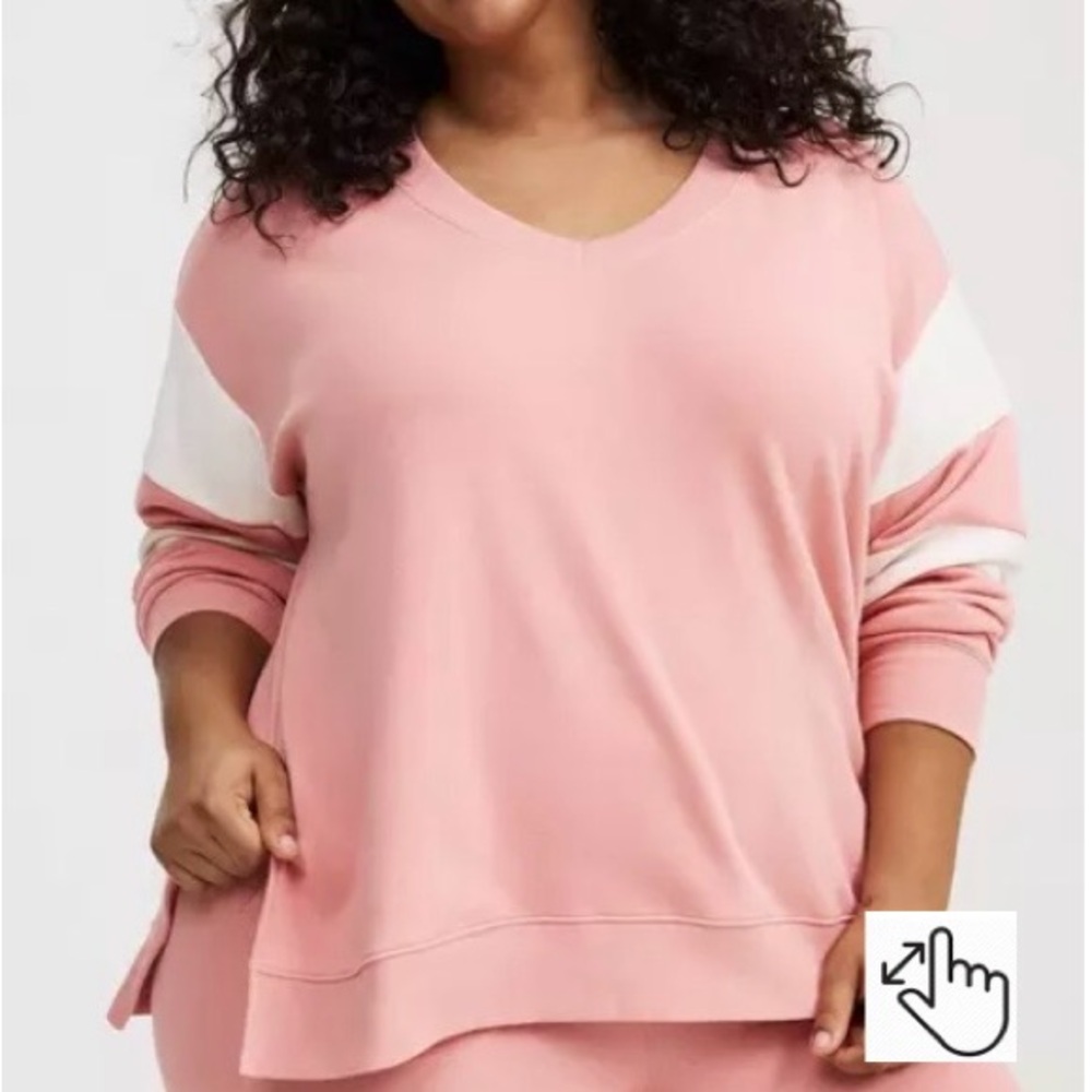 NWT Torrid Blush Oversized V-Neck Sweatshirt, Perfect for Leggings! - Picture 2 of 11